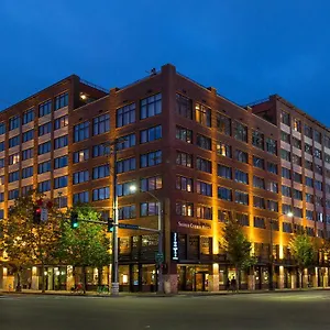 Silver Cloud - Stadium Hotel
